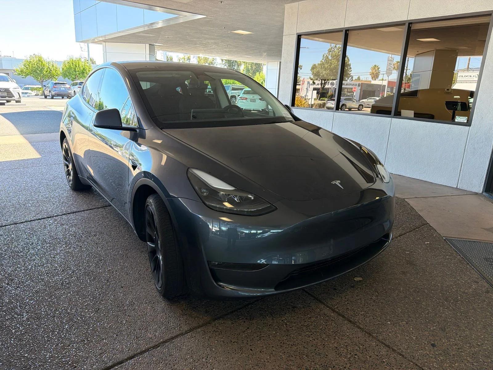 tesla model y 2023 7SAYGDEE2PF767034 image tesla model y 2023 7SAYGDEE2PF767034 image